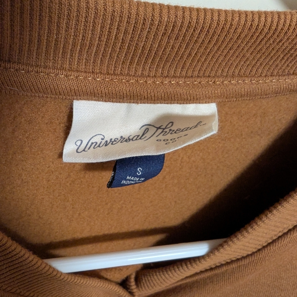 Universal Thread Cropped Sweater - Picture 3 of 6